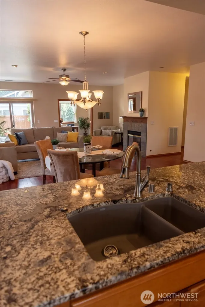 8646 Bainbridge Loop NE Lacey WA 98516