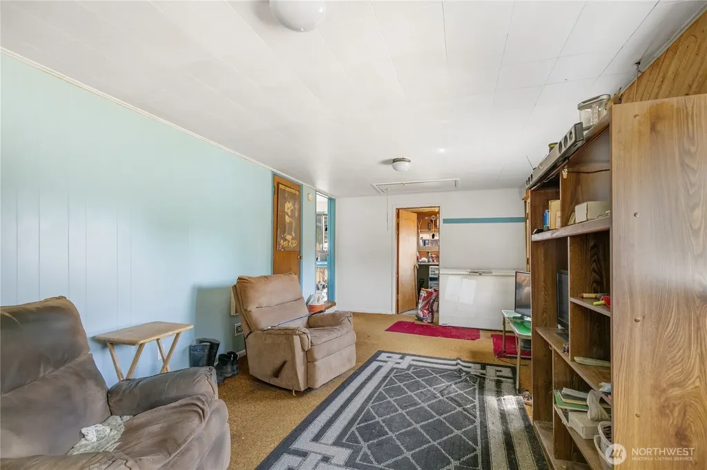 20911 78th Avenue W Edmonds WA 98026