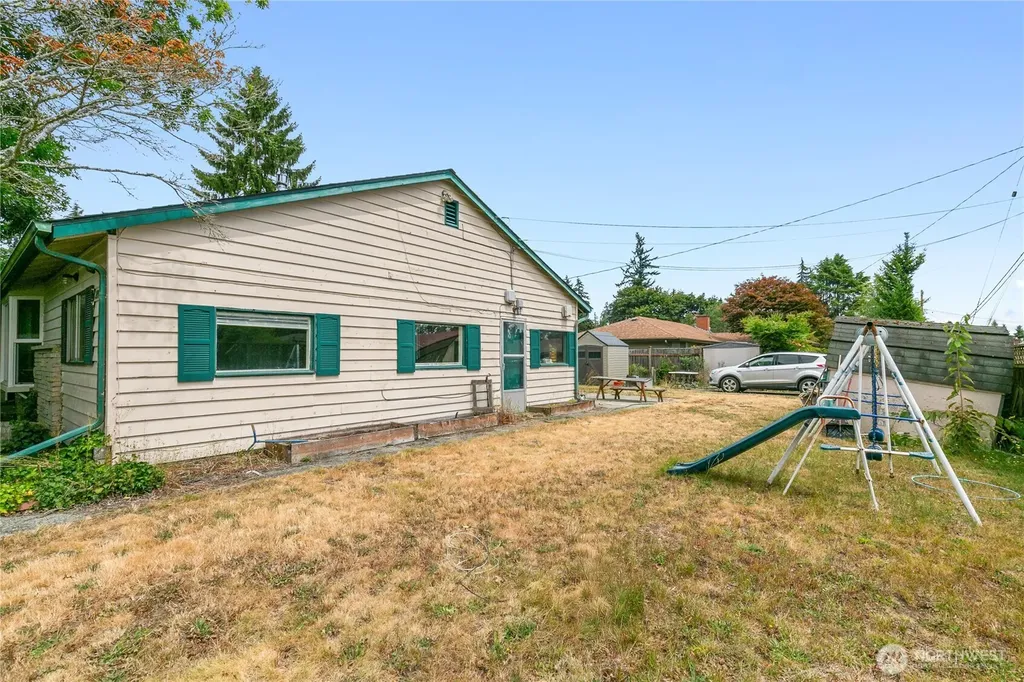 20911 78th Avenue W Edmonds WA 98026