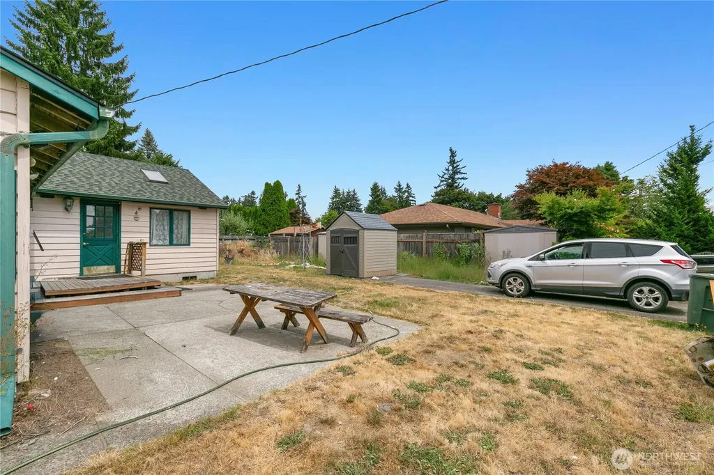 20911 78th Avenue W Edmonds WA 98026