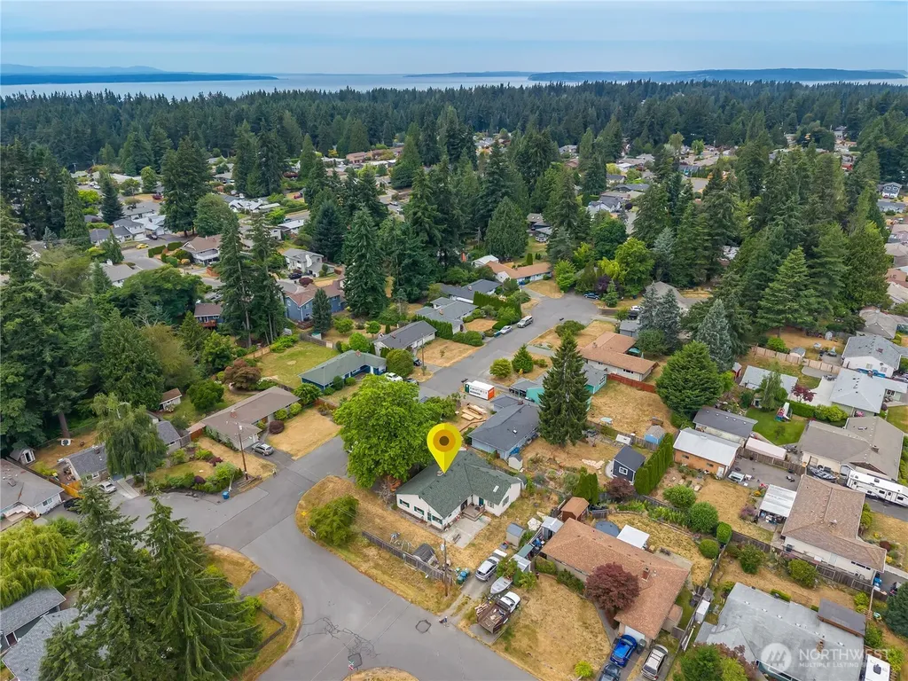 20911 78th Avenue W Edmonds WA 98026