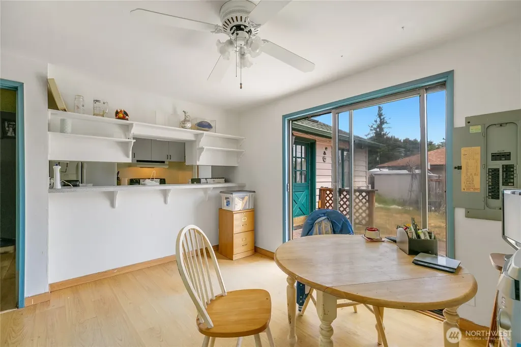 20911 78th Avenue W Edmonds WA 98026