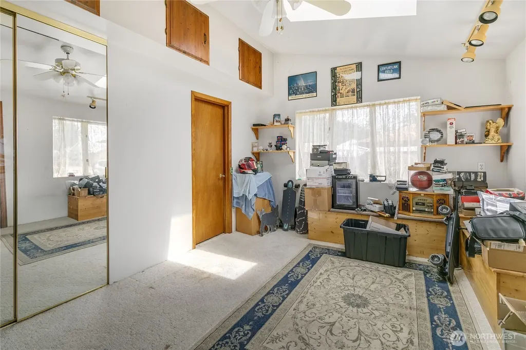 20911 78th Avenue W Edmonds WA 98026