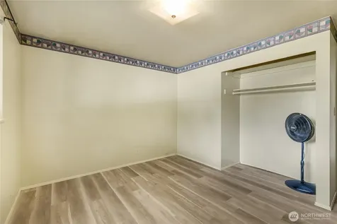 20911 78th Avenue W Edmonds WA 98026