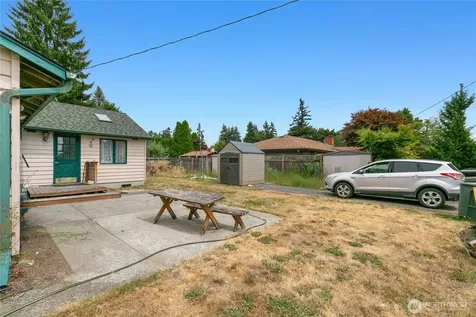 20911 78th Avenue W Edmonds WA 98026