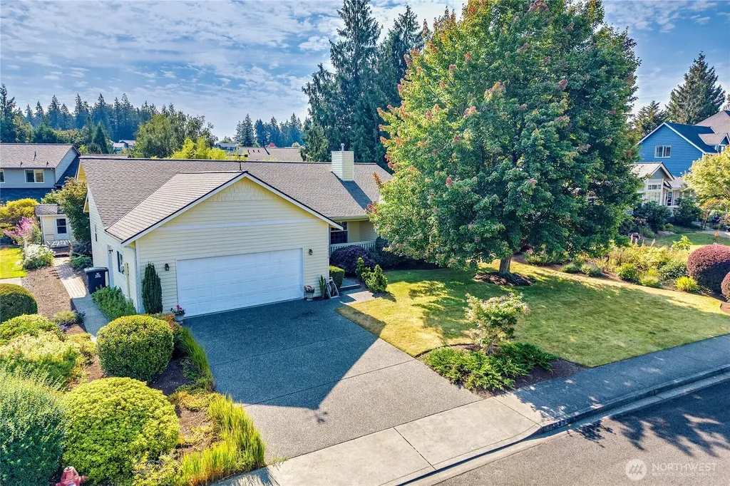 20334 12th Avenue NE Poulsbo WA 98370