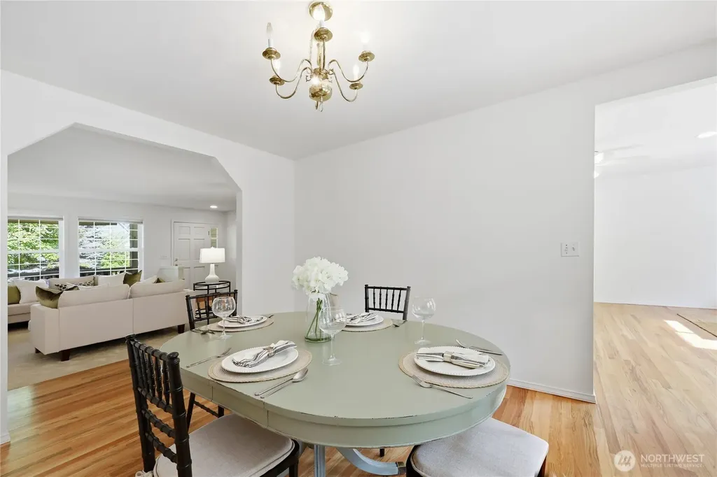 20334 12th Avenue NE Poulsbo WA 98370