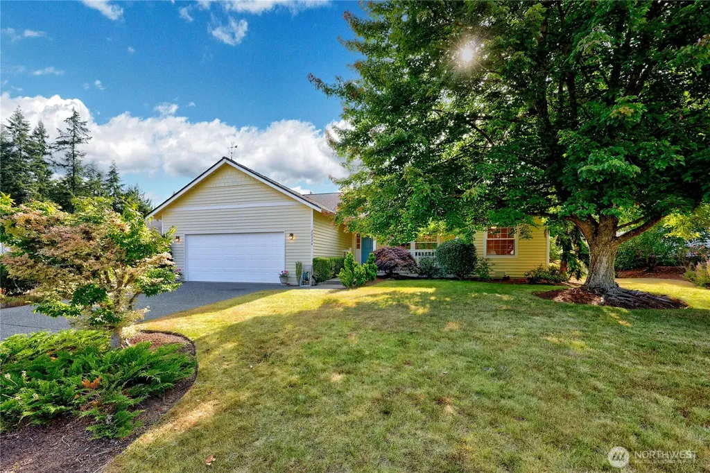 20334 12th Avenue NE Poulsbo WA 98370