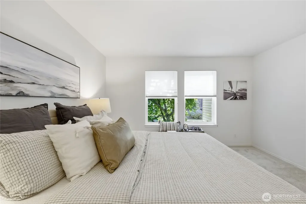 20334 12th Avenue NE Poulsbo WA 98370