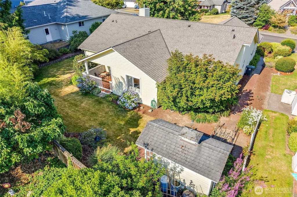 20334 12th Avenue NE Poulsbo WA 98370