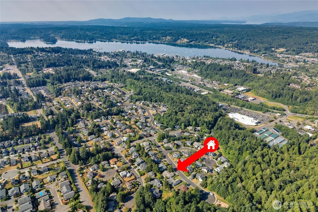 20334 12th Avenue NE Poulsbo WA 98370