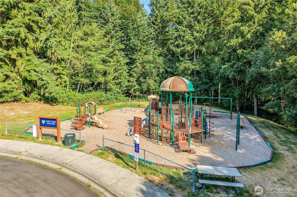 20334 12th Avenue NE Poulsbo WA 98370