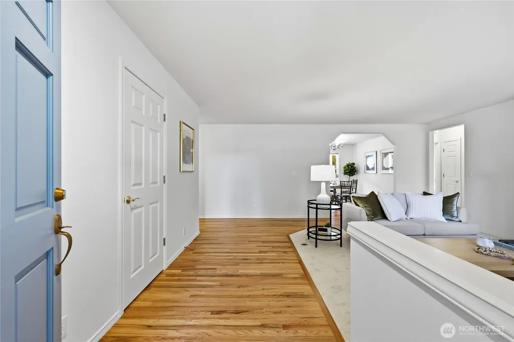 20334 12th Avenue NE Poulsbo WA 98370