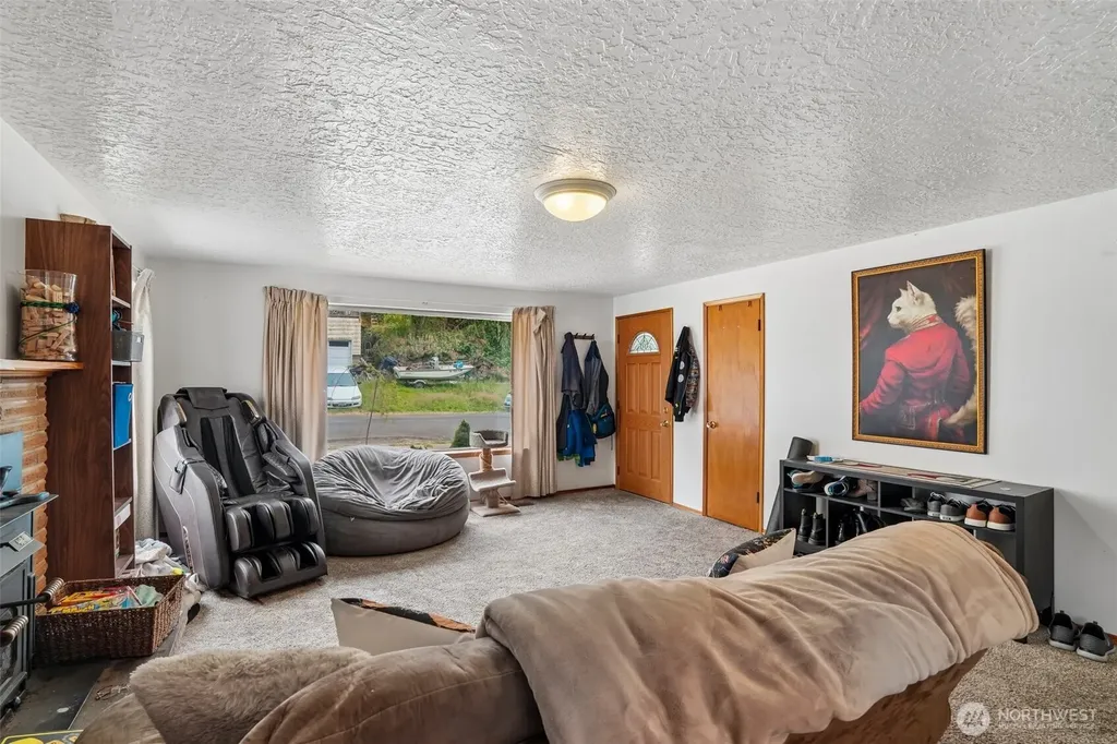 4151 23rd Avenue SW Seattle WA 98106