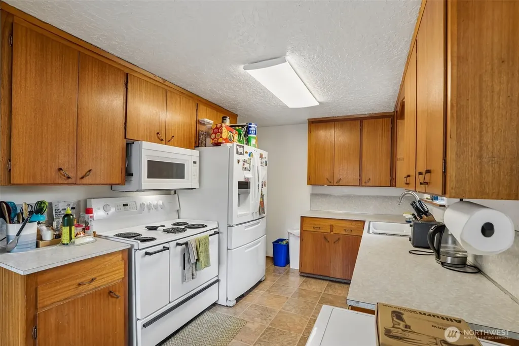 4151 23rd Avenue SW Seattle WA 98106