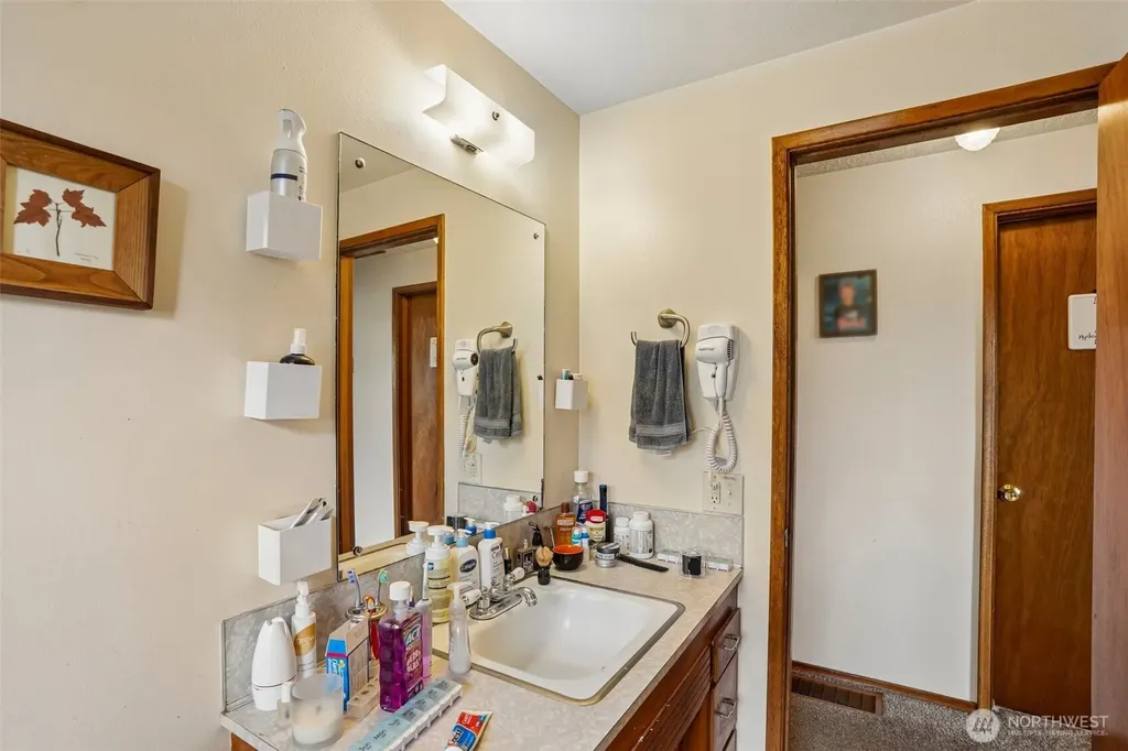 4151 23rd Avenue SW Seattle WA 98106