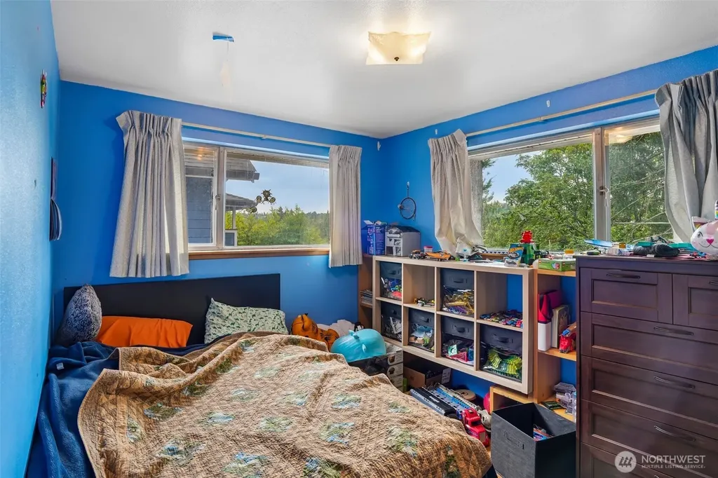 4151 23rd Avenue SW Seattle WA 98106