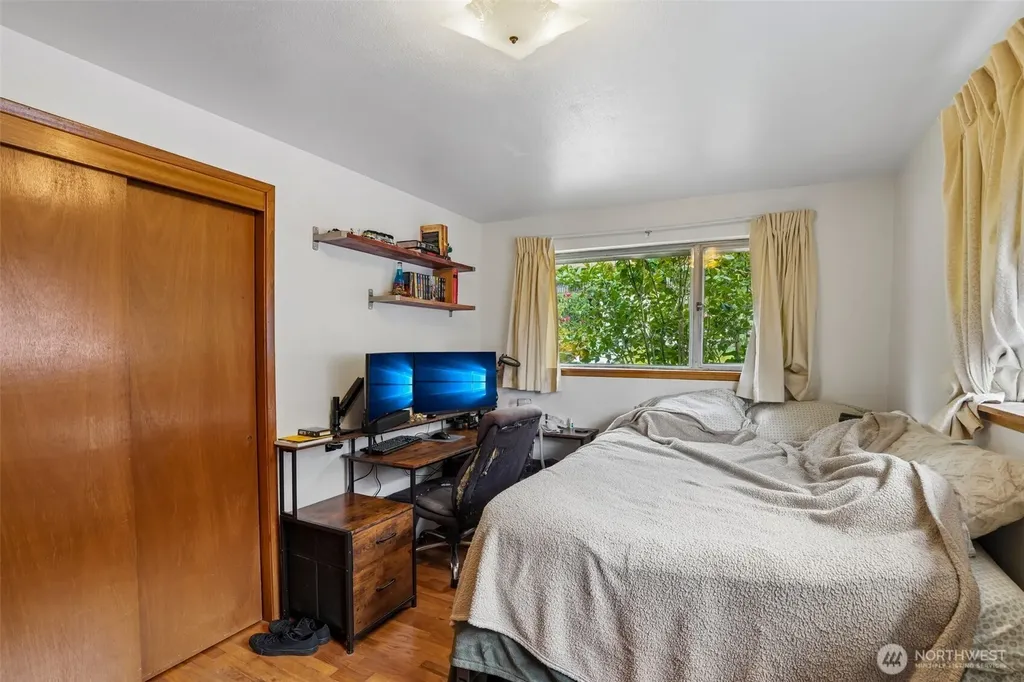4151 23rd Avenue SW Seattle WA 98106