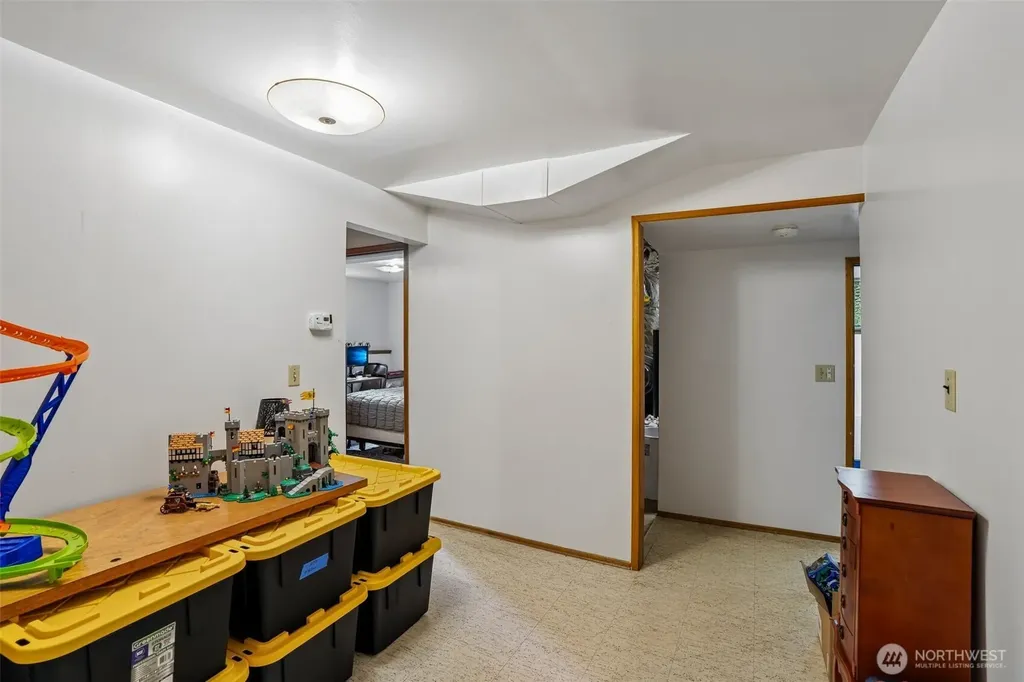 4151 23rd Avenue SW Seattle WA 98106