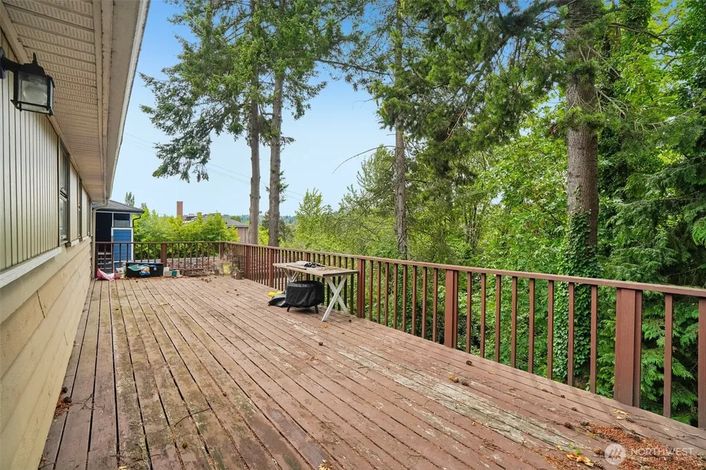 4151 23rd Avenue SW Seattle WA 98106