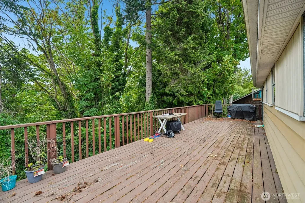 4151 23rd Avenue SW Seattle WA 98106
