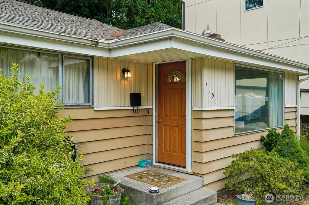 4151 23rd Avenue SW Seattle WA 98106