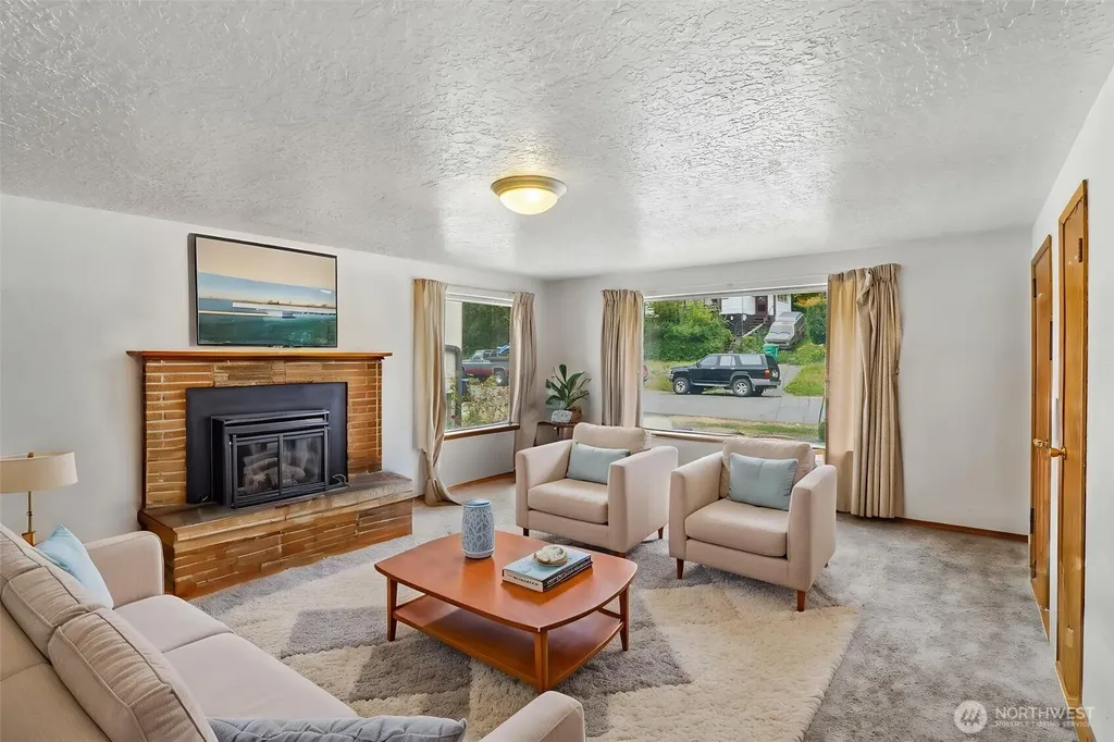4151 23rd Avenue SW Seattle WA 98106