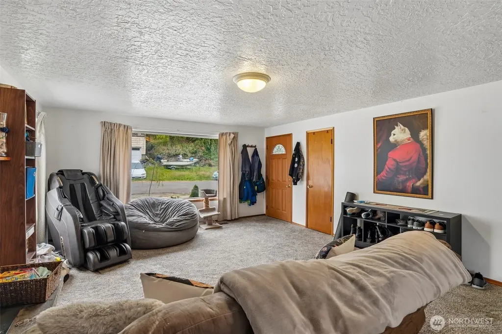 4151 23rd Avenue SW Seattle WA 98106