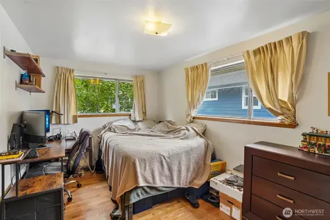 4151 23rd Avenue SW Seattle WA 98106