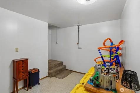 4151 23rd Avenue SW Seattle WA 98106