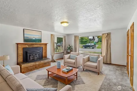 4151 23rd Avenue SW Seattle WA 98106