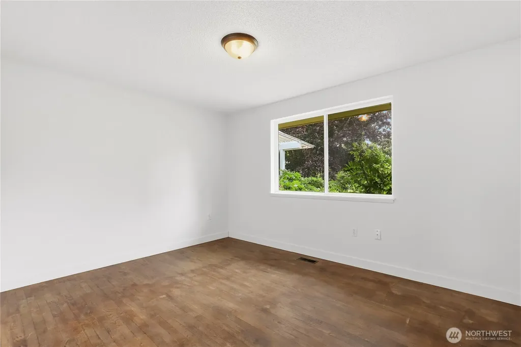 1708 S Visscher Street Tacoma WA 98465