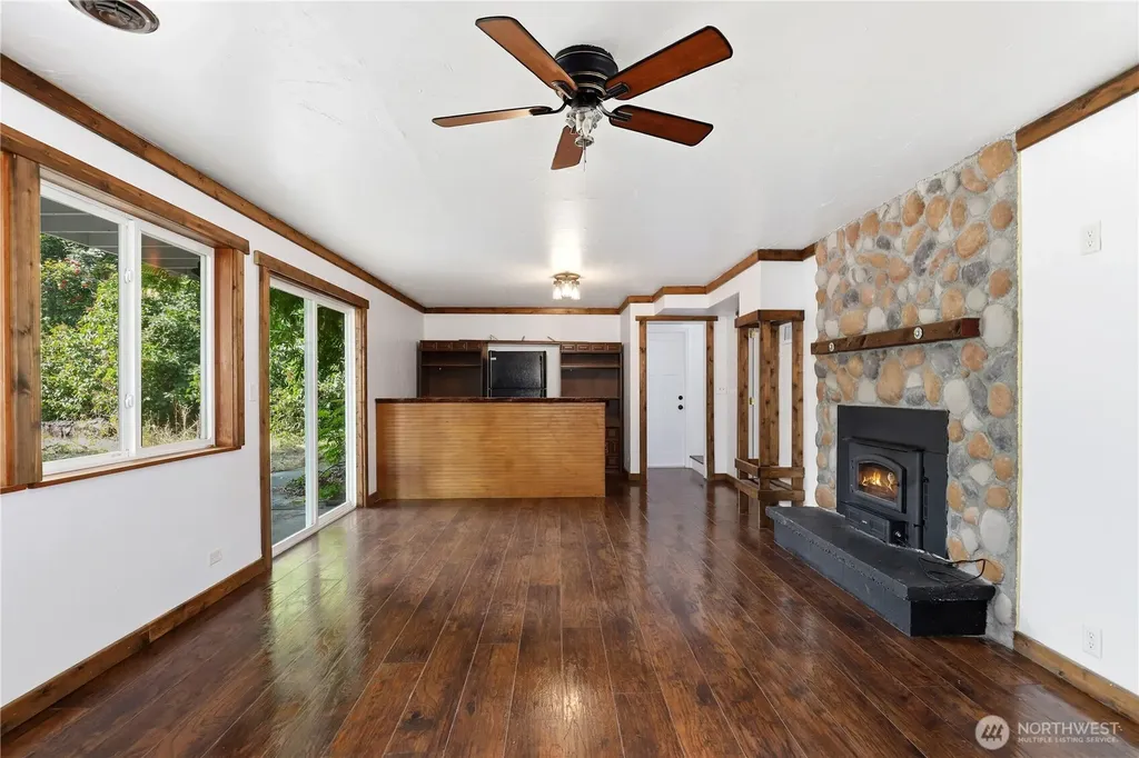 1708 S Visscher Street Tacoma WA 98465