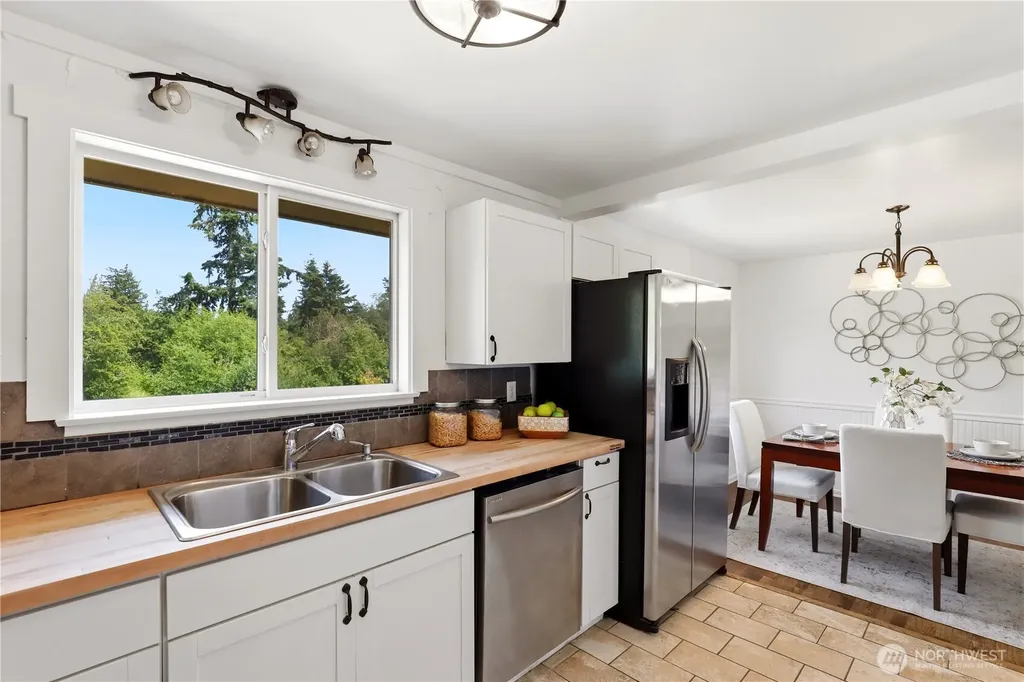 1708 S Visscher Street Tacoma WA 98465