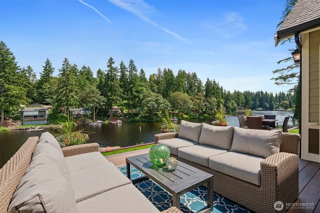 4914 Thompson Lane SE Olympia WA 98513