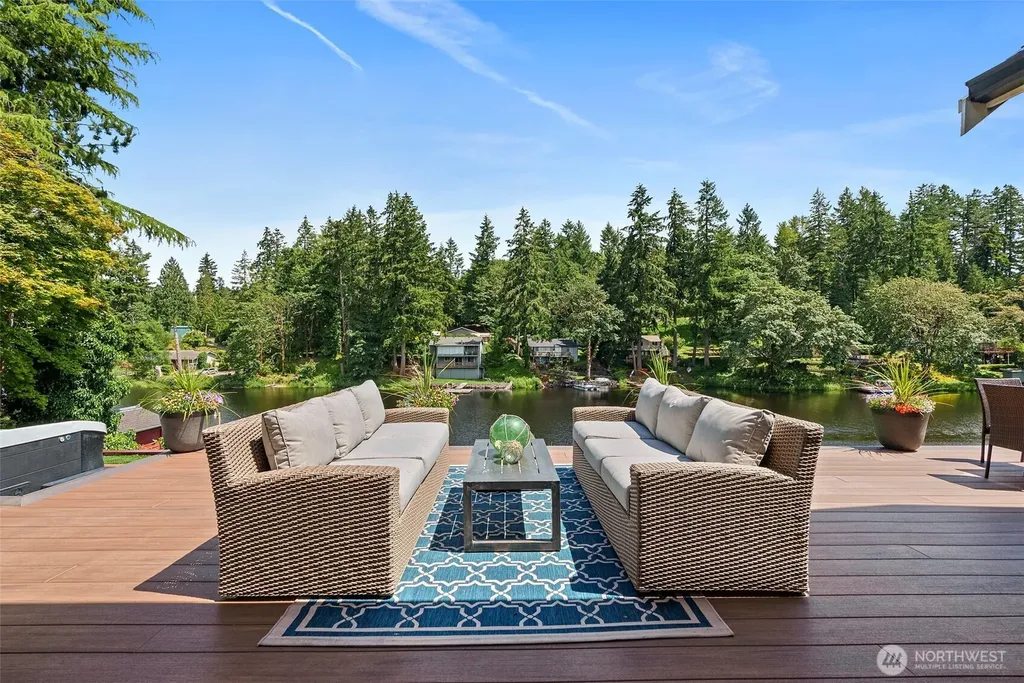 4914 Thompson Lane SE Olympia WA 98513