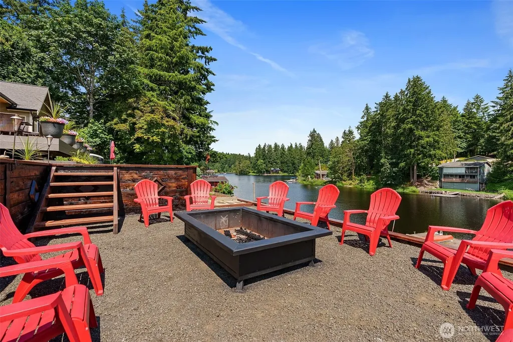 4914 Thompson Lane SE Olympia WA 98513