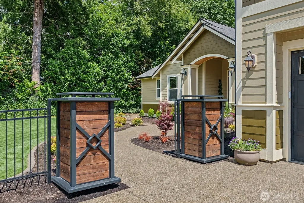 4914 Thompson Lane SE Olympia WA 98513