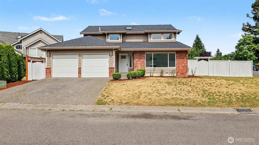 20707 122nd Place SE Kent WA 98031