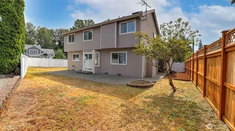 20707 122nd Place SE Kent WA 98031