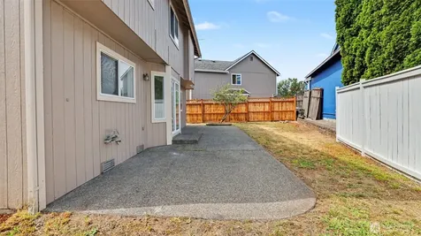 20707 122nd Place SE Kent WA 98031