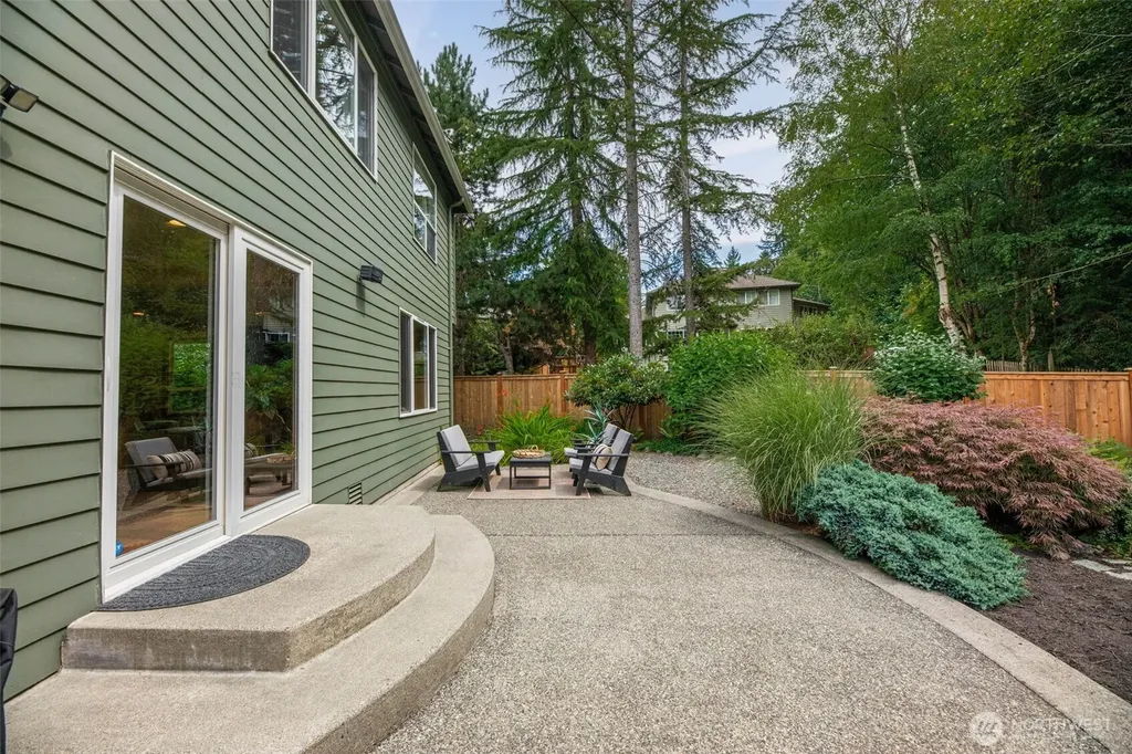 15605 60th Drive SE Snohomish WA 98296