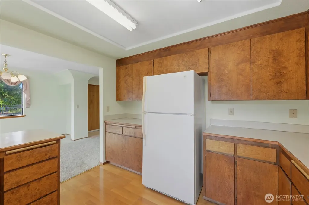 207 E 84th St Street Tacoma WA 98445
