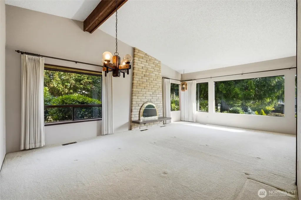 8530 Frederick Place Edmonds WA 98026