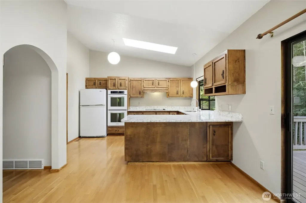 8530 Frederick Place Edmonds WA 98026
