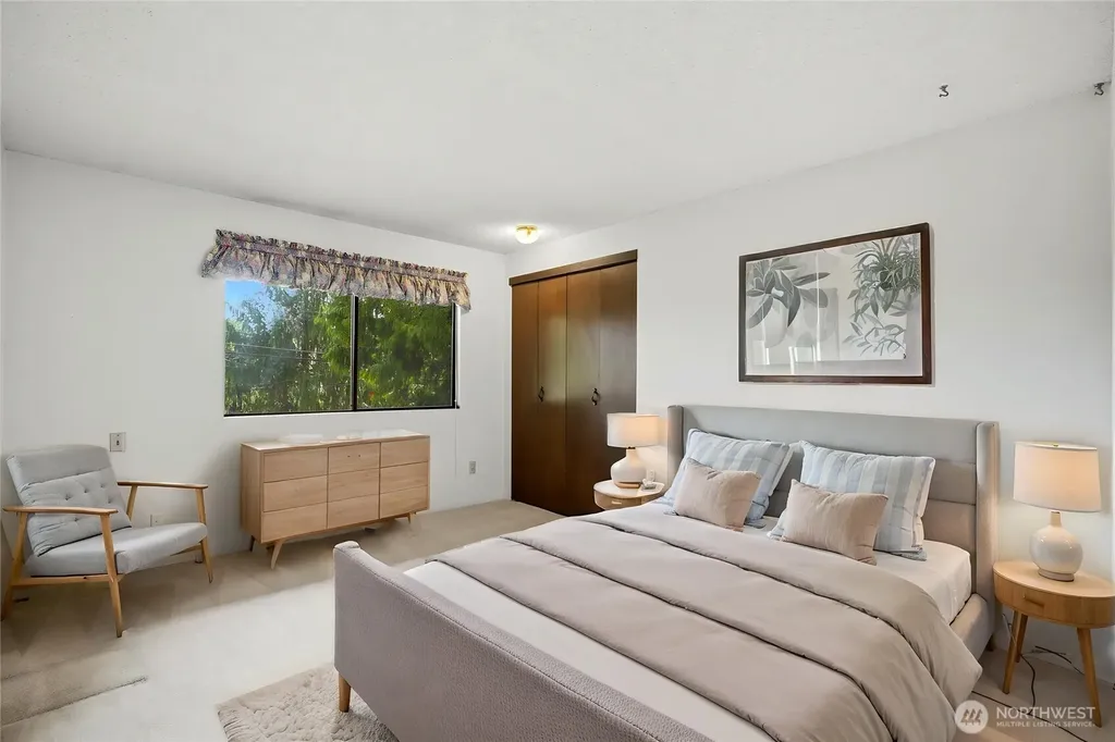 8530 Frederick Place Edmonds WA 98026