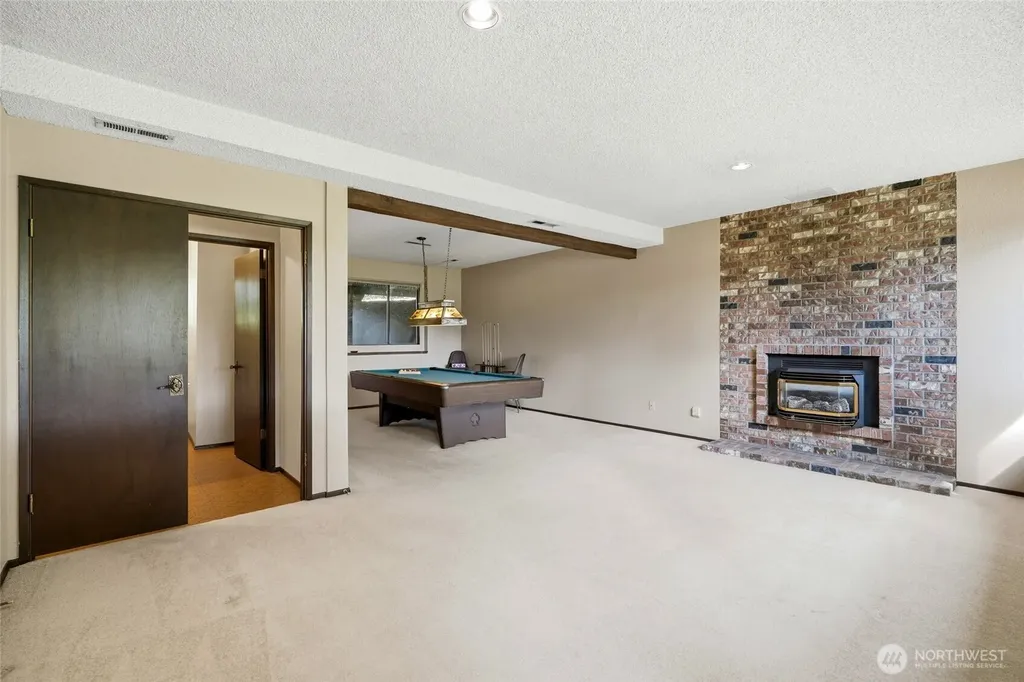 8530 Frederick Place Edmonds WA 98026