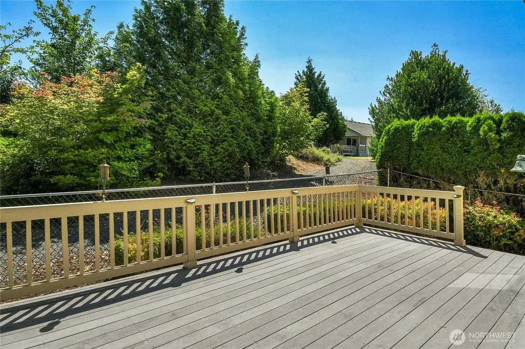 6005 74th Avenue NE Marysville WA 98270