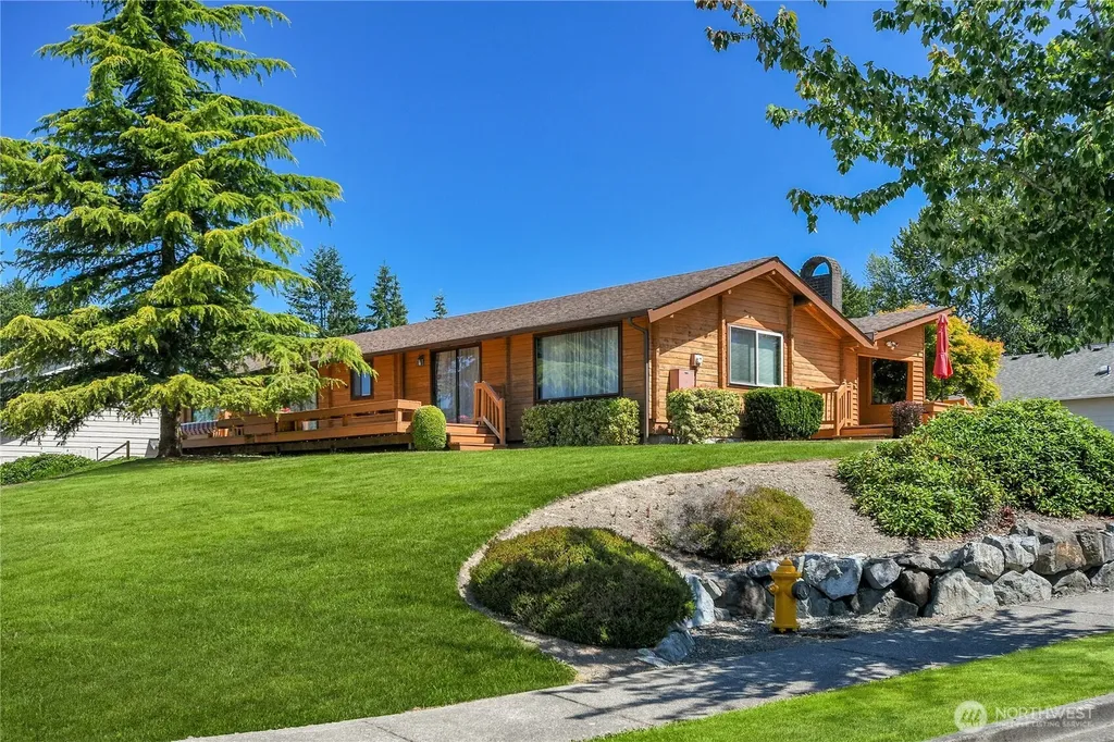 6005 74th Avenue NE Marysville WA 98270