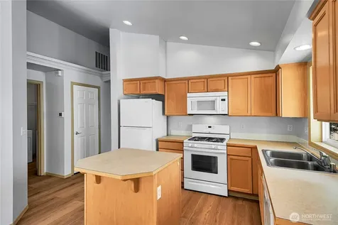 6005 74th Avenue NE Marysville WA 98270